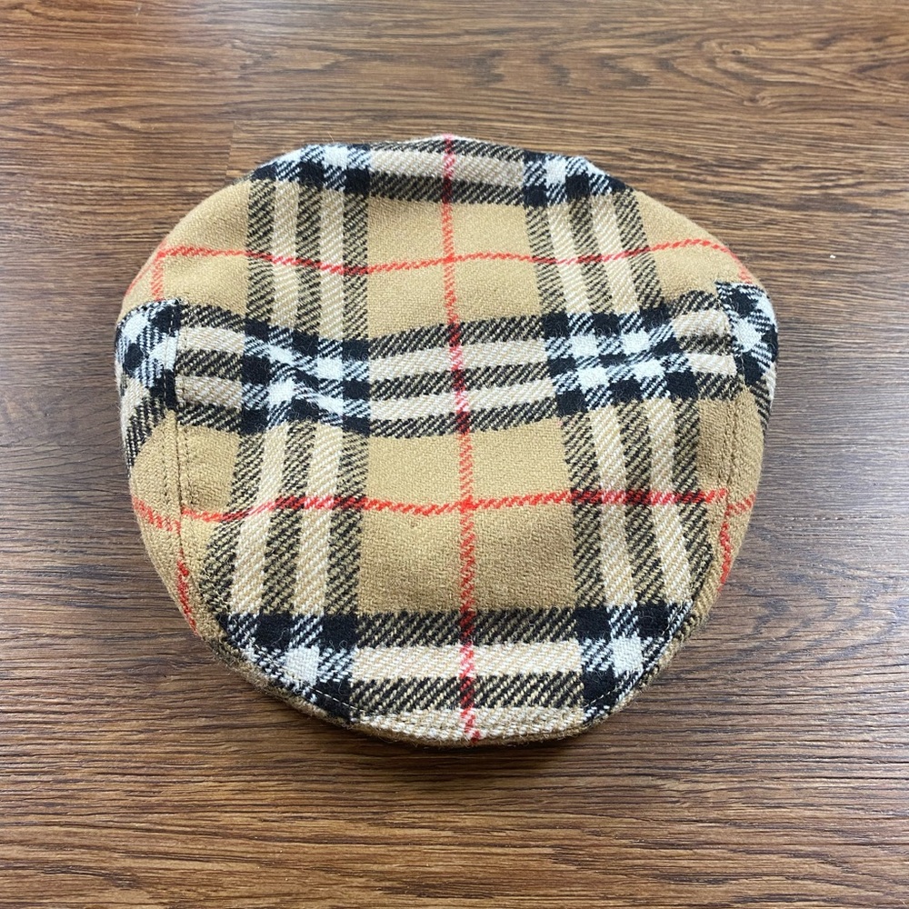 Burberry Check Flat hat
